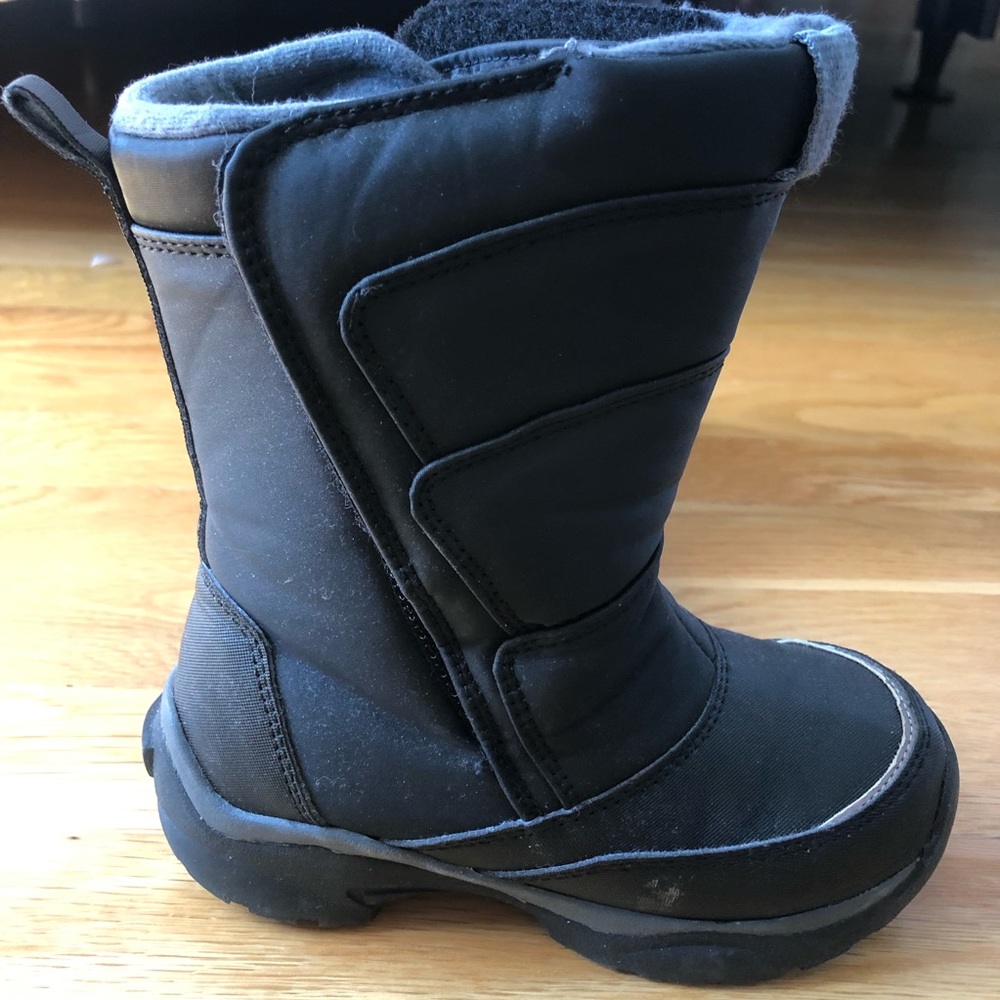 Lands' End Kids Black Snow Boots